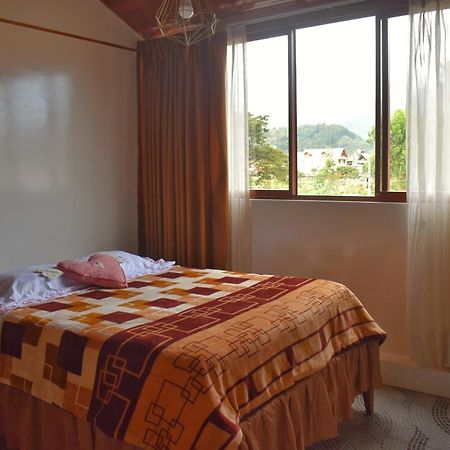 Hostal Suzet House Oxapampa Exterior foto